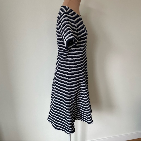 Theory Albita Guarda Taylor Swift Navy White Stripe Fit Flare Boucle Dress EUC 6 - Picture 6 of 11